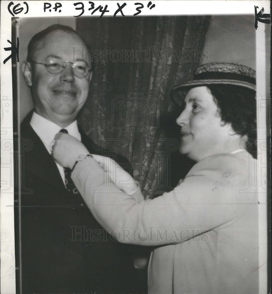 1940 Press Photo Senator Robert A. Taft Republican wife - Historic Images