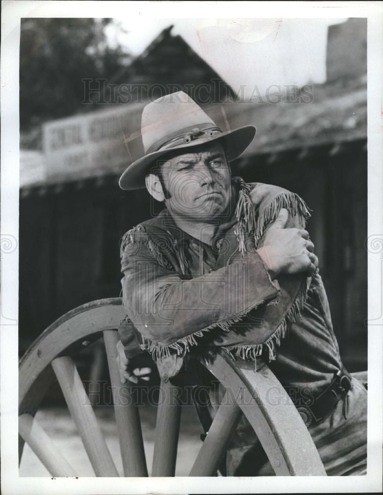 1967 Press Photo Ralph Taeger Actor Hondo ABC - Historic Images