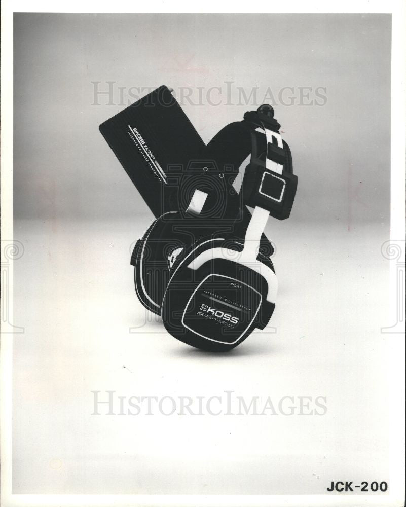 1987 Press Photo Headphone - Historic Images