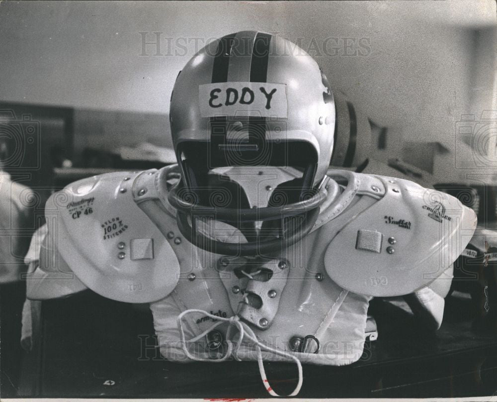 1967 Press Photo Eddy, Helmet - Historic Images