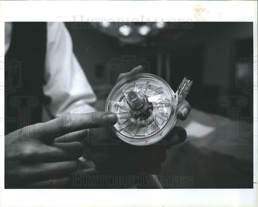 1991 Press Photo 3M Sarns Ann Arbor heart pump - Historic Images