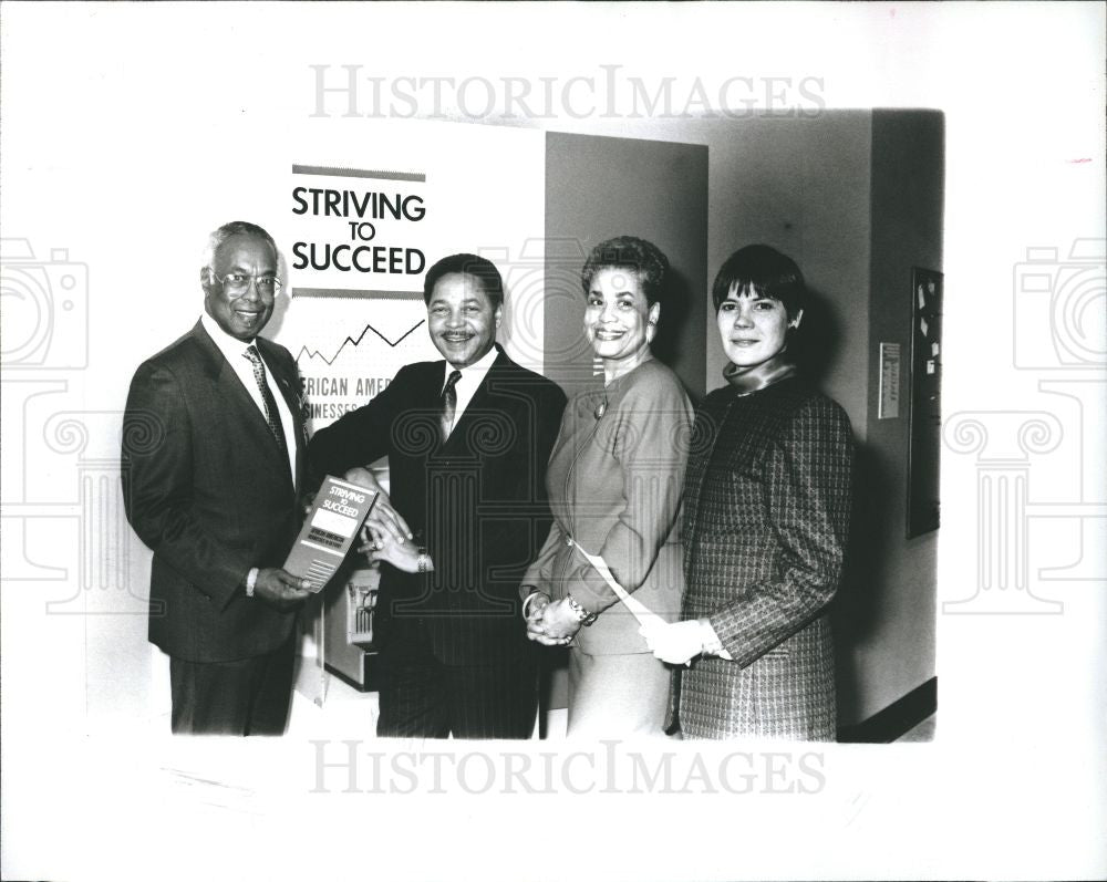 1992 Press Photo Edsel Stallings - Historic Images
