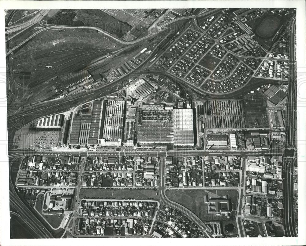 1986 Press Photo GMSA Kempston Road Plant - Historic Images