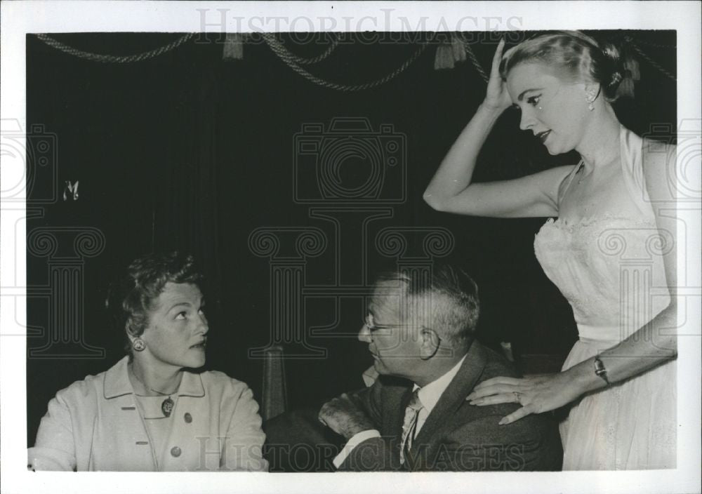 1957 Press Photo Man and Women at table - Historic Images