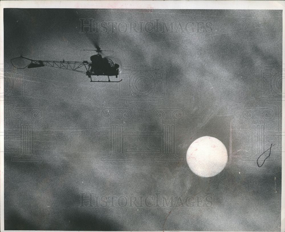 1974 Press Photo Helicopter - Historic Images