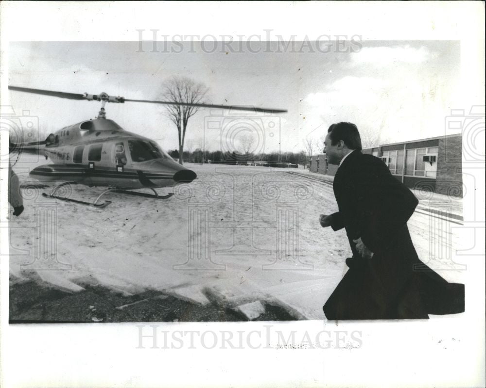 1990 Press Photo Helicopter - Historic Images