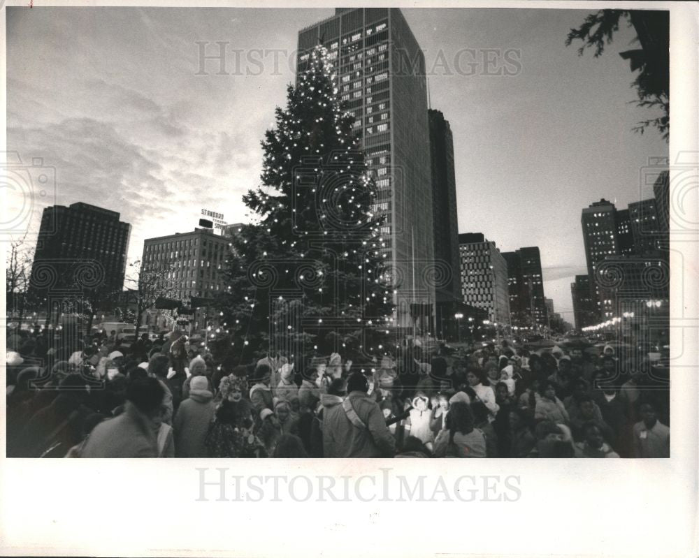 1983 Press Photo Hart plaza Music - Historic Images