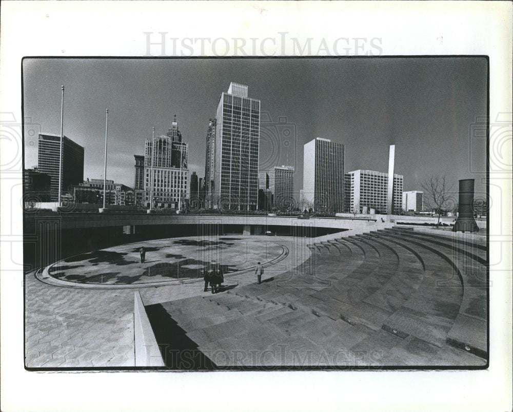 1979 Press Photo Philip A. Hart Plaza Detroit - Historic Images