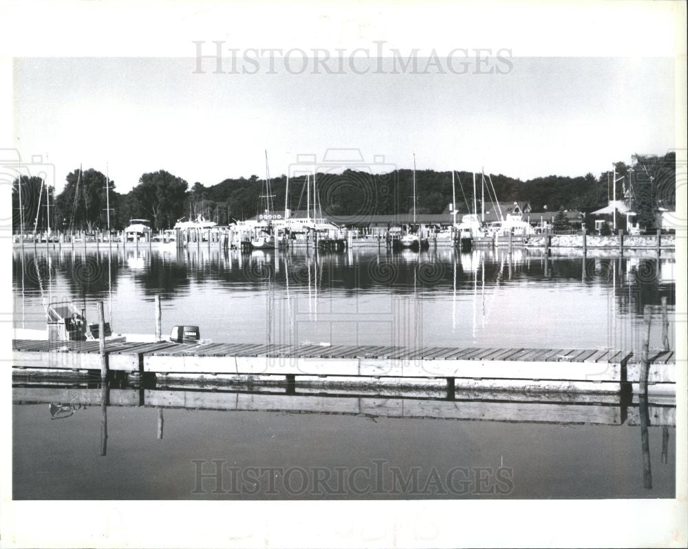 1991 Press Photo Harbor Springs Michigan - Historic Images