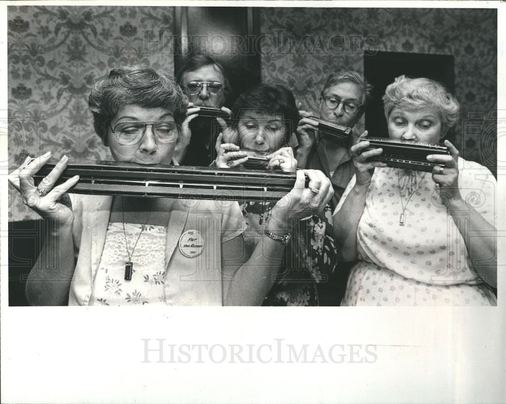 1982 Press Photo Harmonica, SPAH convention - Historic Images