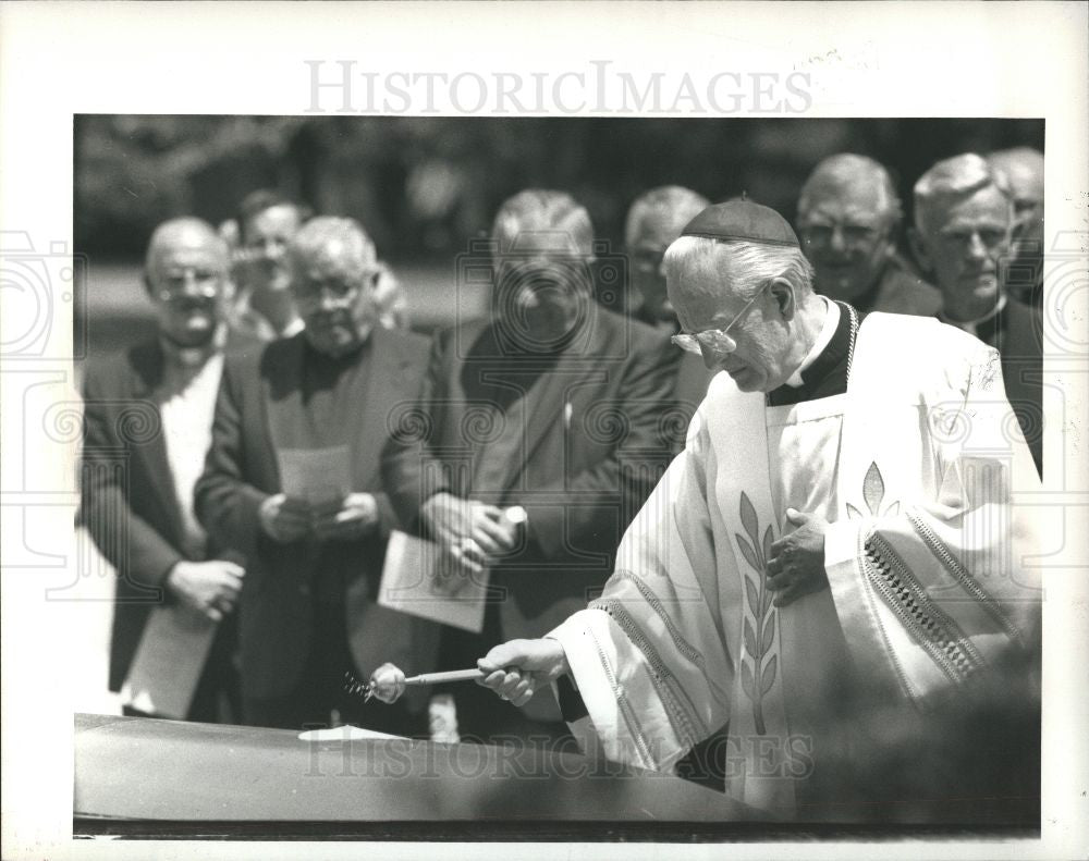 1988 Press Photo Edmund Szoka Roman Catholic Church - Historic Images