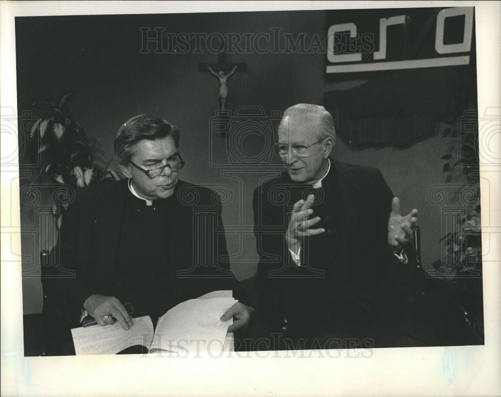 1988 Press Photo Cardinal Edmund Szoka - Historic Images