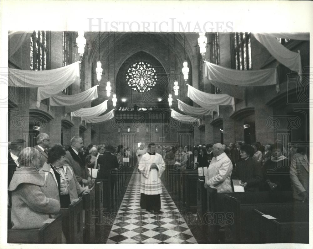 1984 Press Photo Edmund Szoka Archbishop - Historic Images