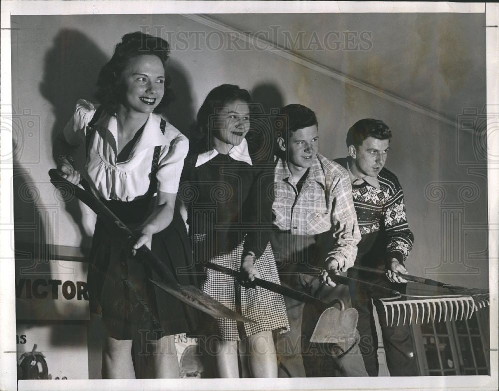 1943 Press Photo Hamtramck - Historic Images