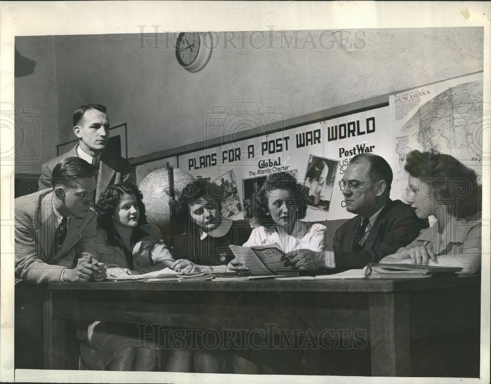 1943 Press Photo Hamtramek - Historic Images