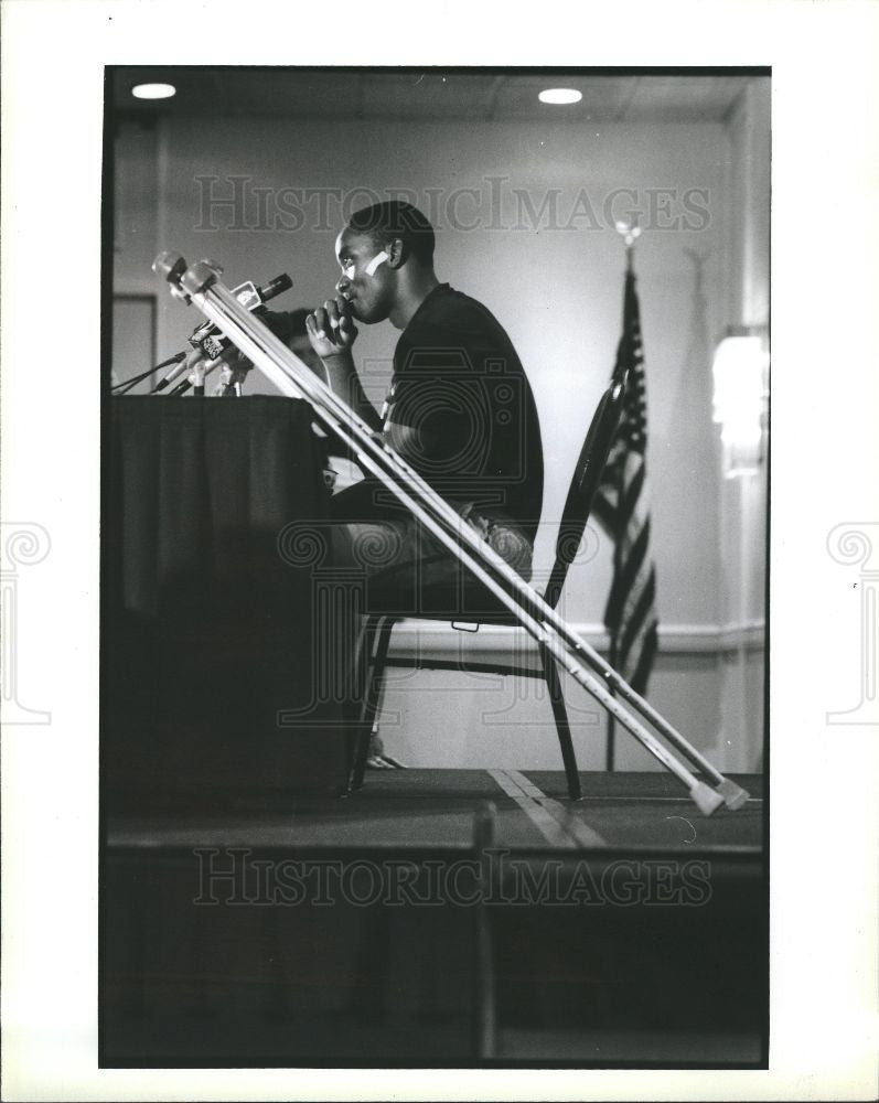 1988 Press Photo Thomas - Historic Images