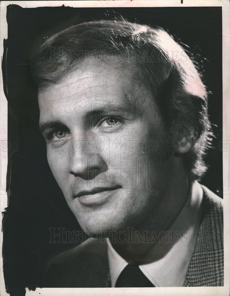 1975 Press Photo American television and film actor. - Historic Images