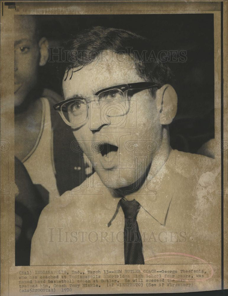 1970 Press Photo basketball coach George Theofanis - Historic Images