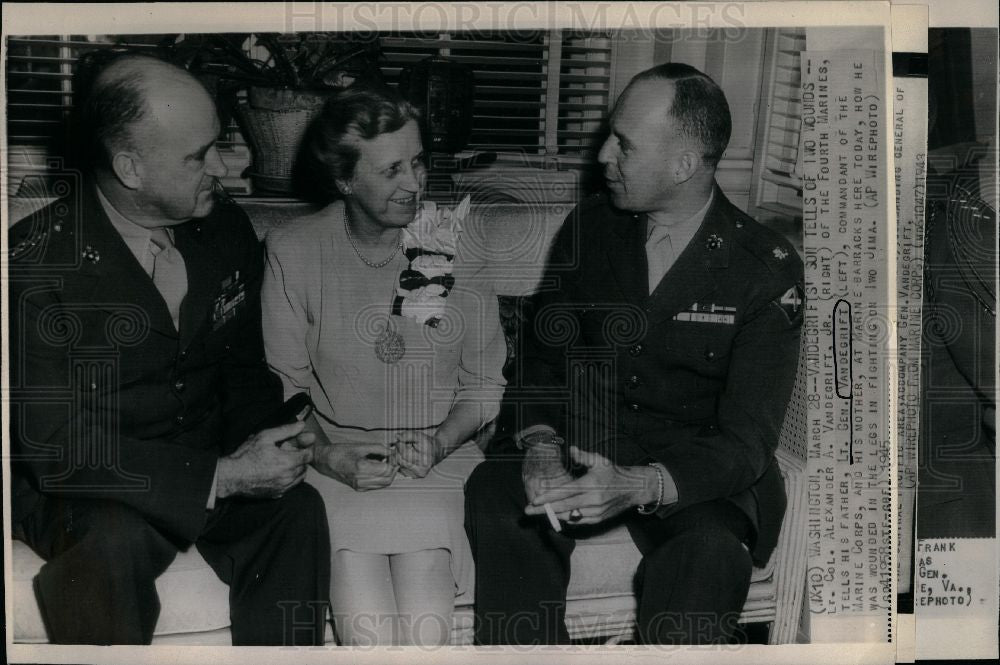 1943 Press Photo Gen. Vandegrift Commandant - Historic Images