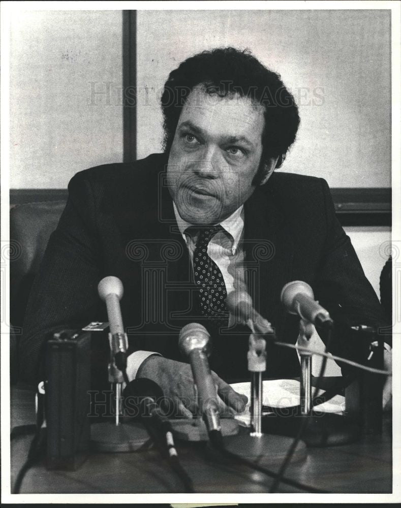 1983 Press Photo Leonard Gillman Professor - Historic Images