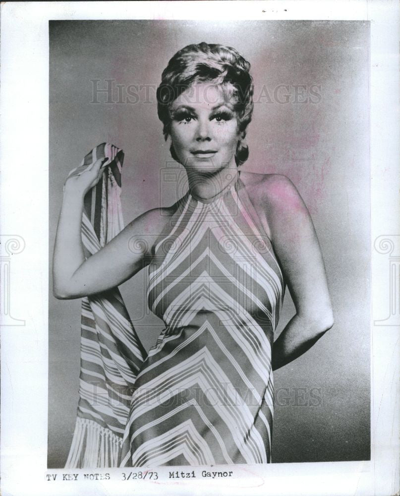 1975 Press Photo Mitzi Gaynor Actress - Historic Images