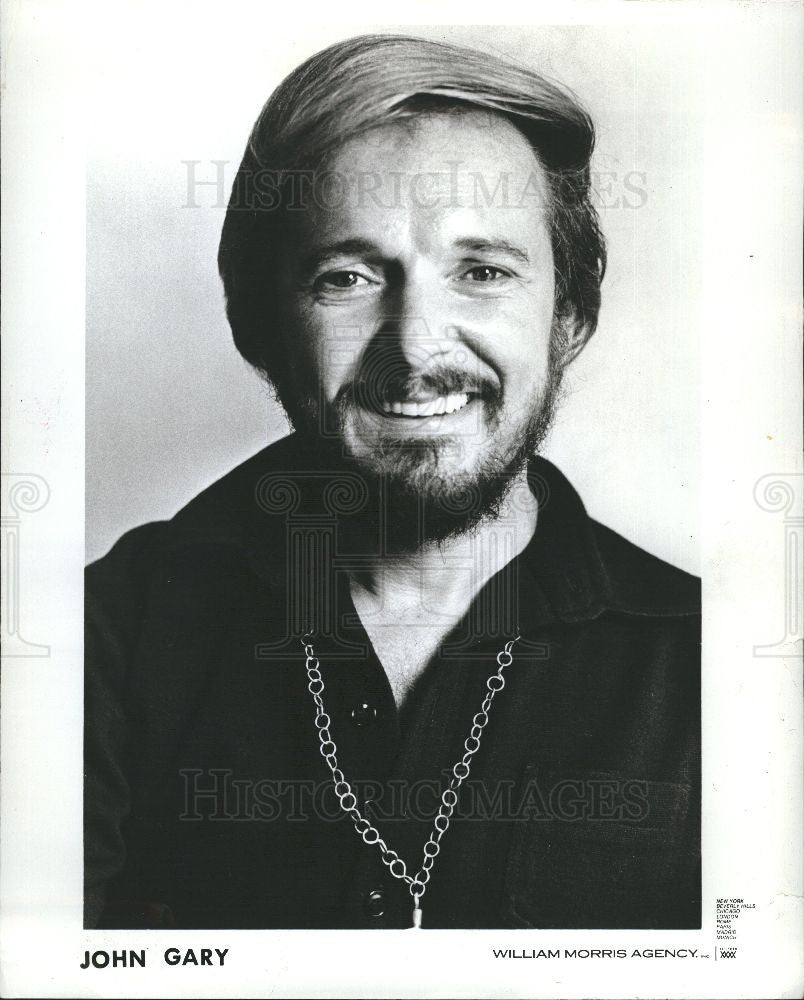 1972 Press Photo John Gary Singer Crooner Film Broadway - Historic Images