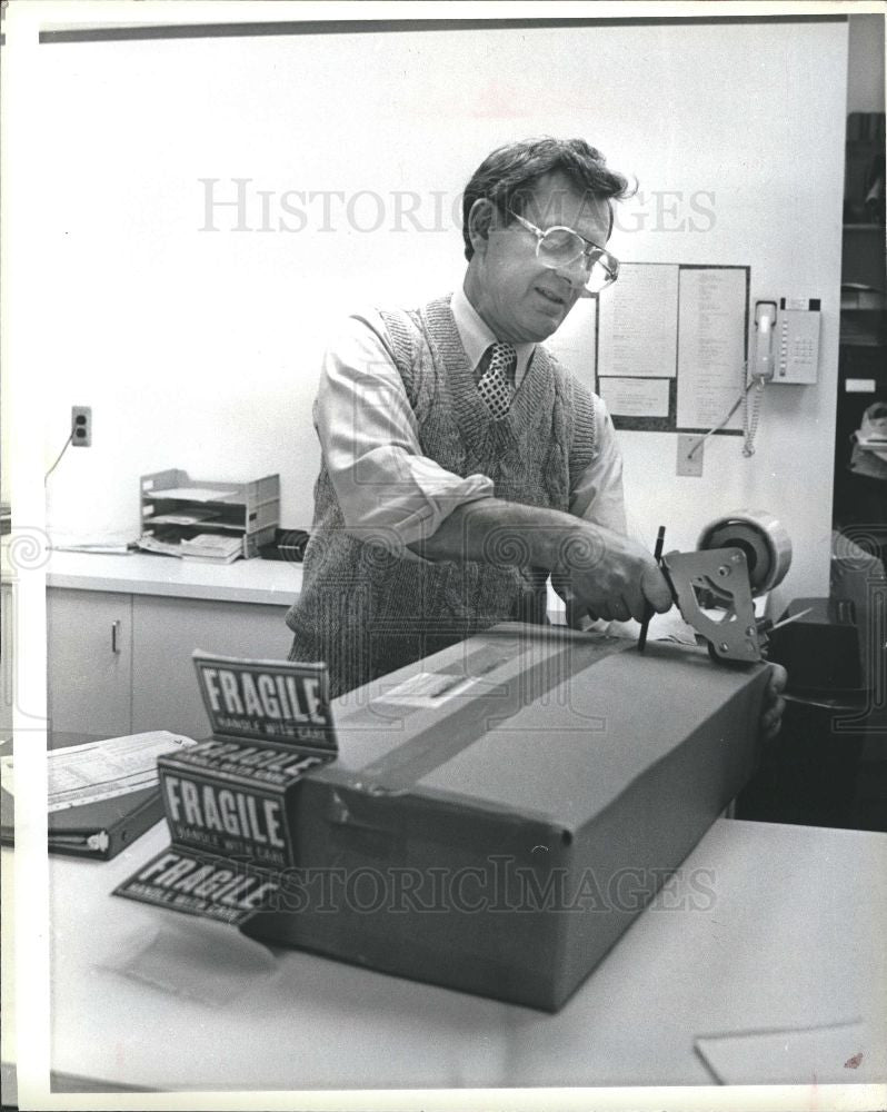 1984 Press Photo Joe Garson - Historic Images