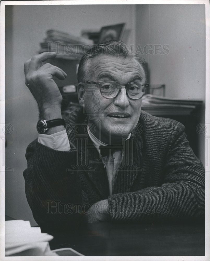 1965 Press Photo Television journalist - Historic Images