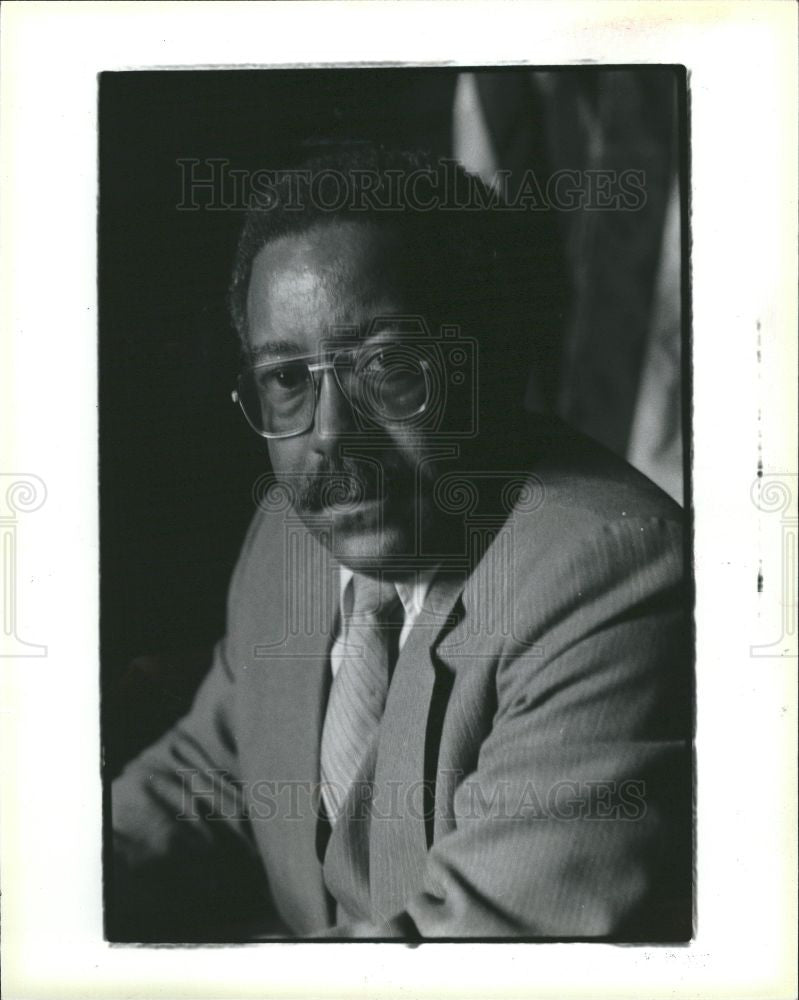 1987 Press Photo Joel Gilliam Inspector - Historic Images
