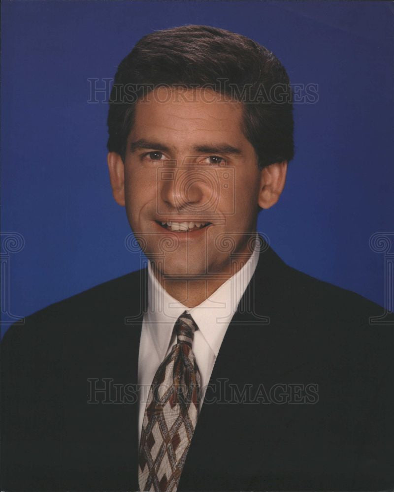 1995 Press Photo Guy Gordon Anchor WXYZ-TV Channel 7 - Historic Images