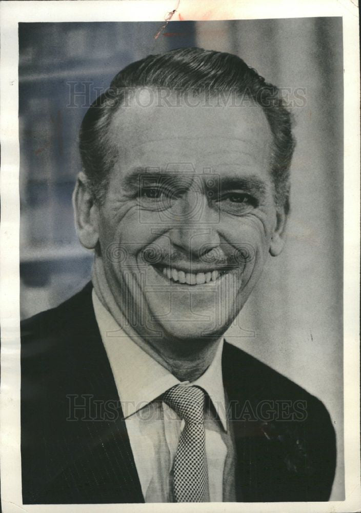1963 Press Photo Douglas Fairbanks Jr. actor navy WWII - Historic Images