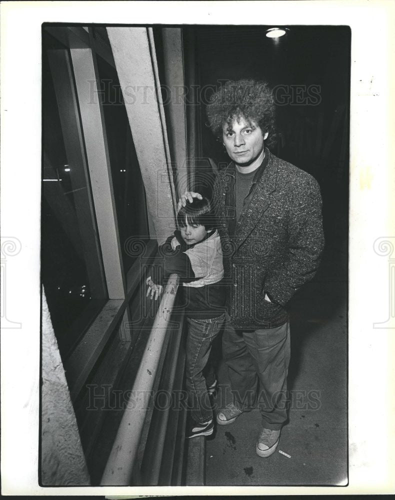 1992 Press Photo musician, bassist and record producer - Historic Images