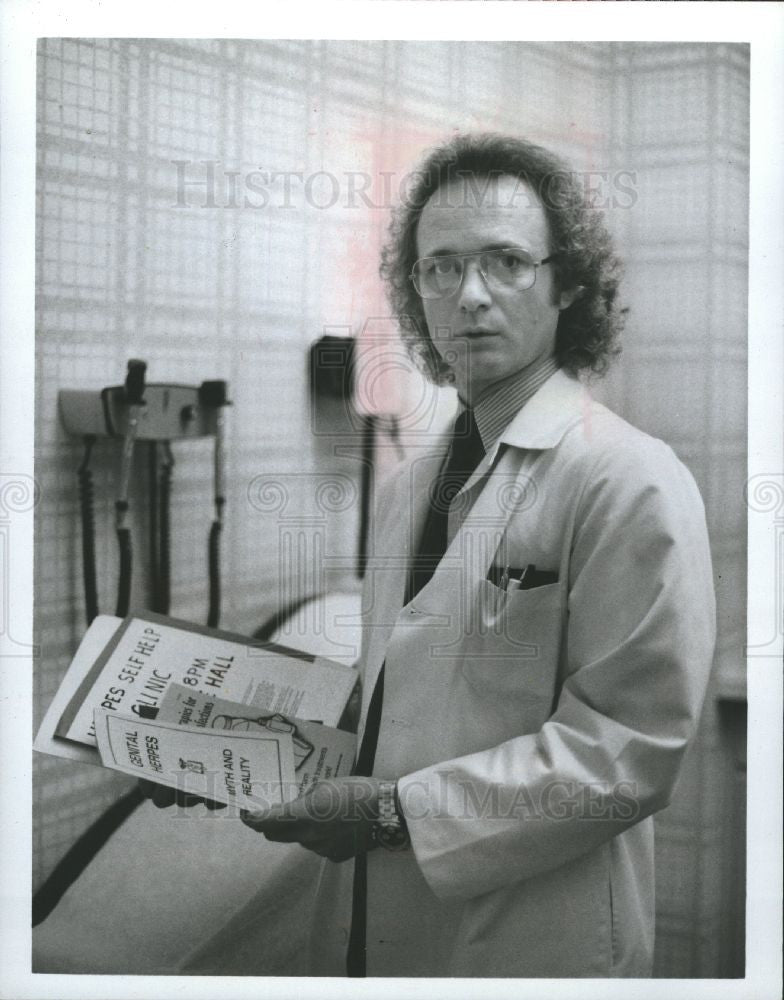 1983 Press Photo Anthony Geary General Hospital - Historic Images
