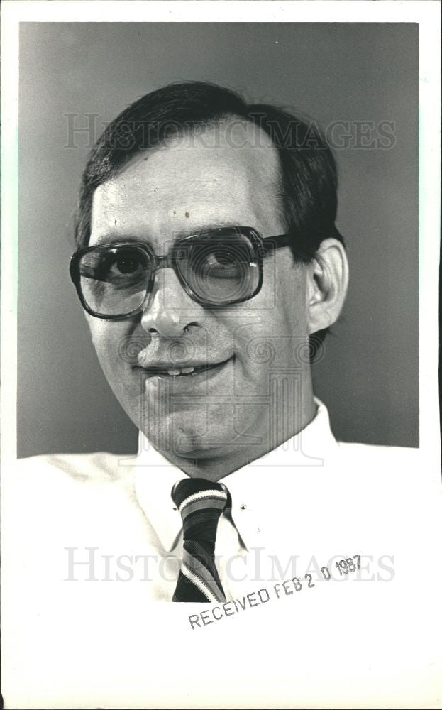 1987 Press Photo Peter G - Historic Images