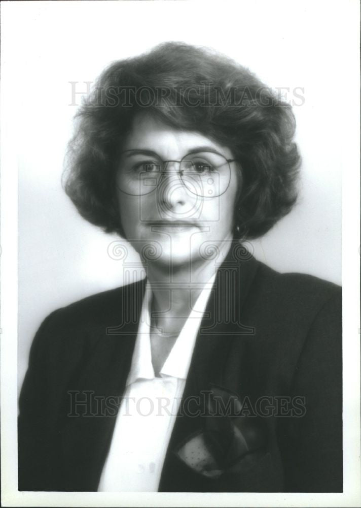 1990 Press Photo Barbara Gattorn named vice president - Historic Images