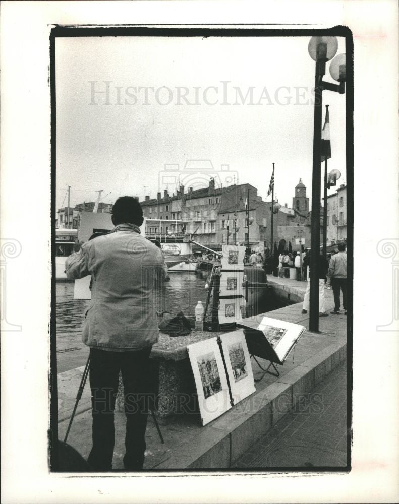 1988 Press Photo St. Tropez, fishing village - Historic Images