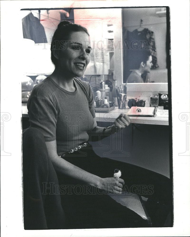 1982 Press Photo Karen Lynn Gorney American Dancer - Historic Images