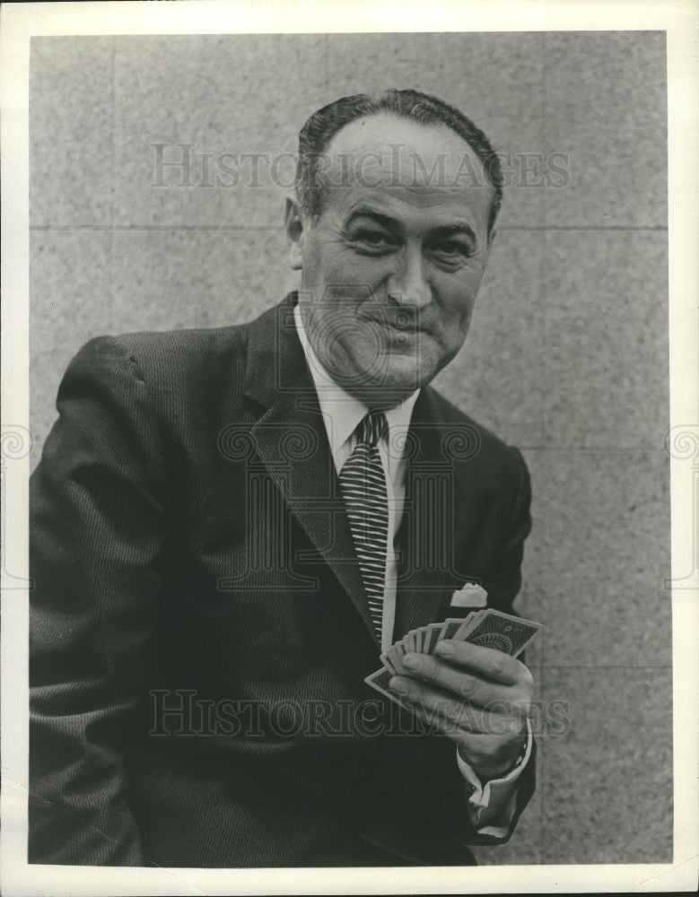 Press Photo Businessman Charles Goren - Historic Images