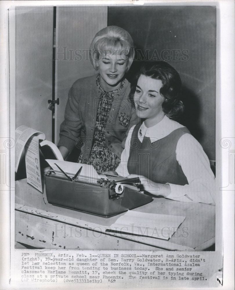 1962 Press Photo Daugther Senator Queen in School - Historic Images