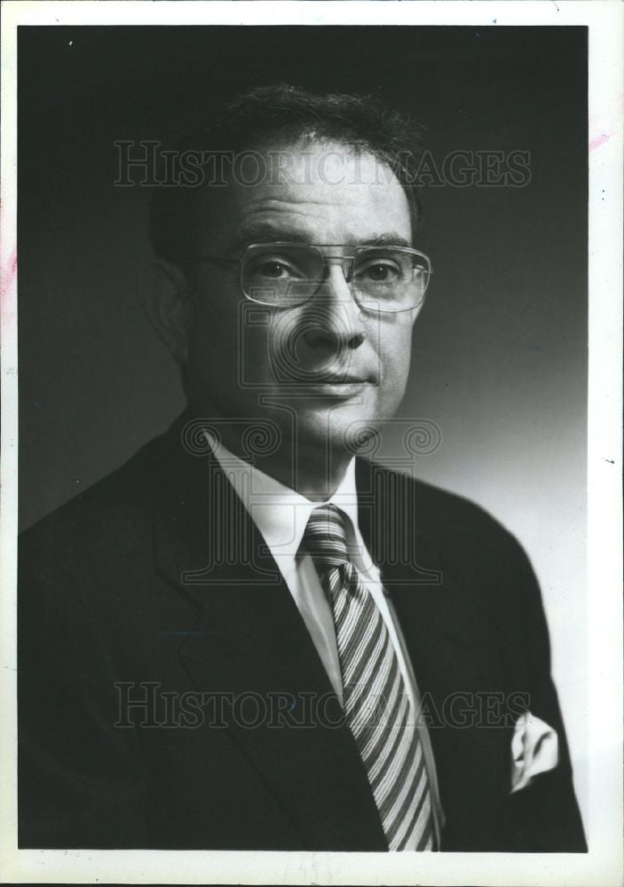 1990 Press Photo Theodore Cooper, Kalamazoo - Historic Images