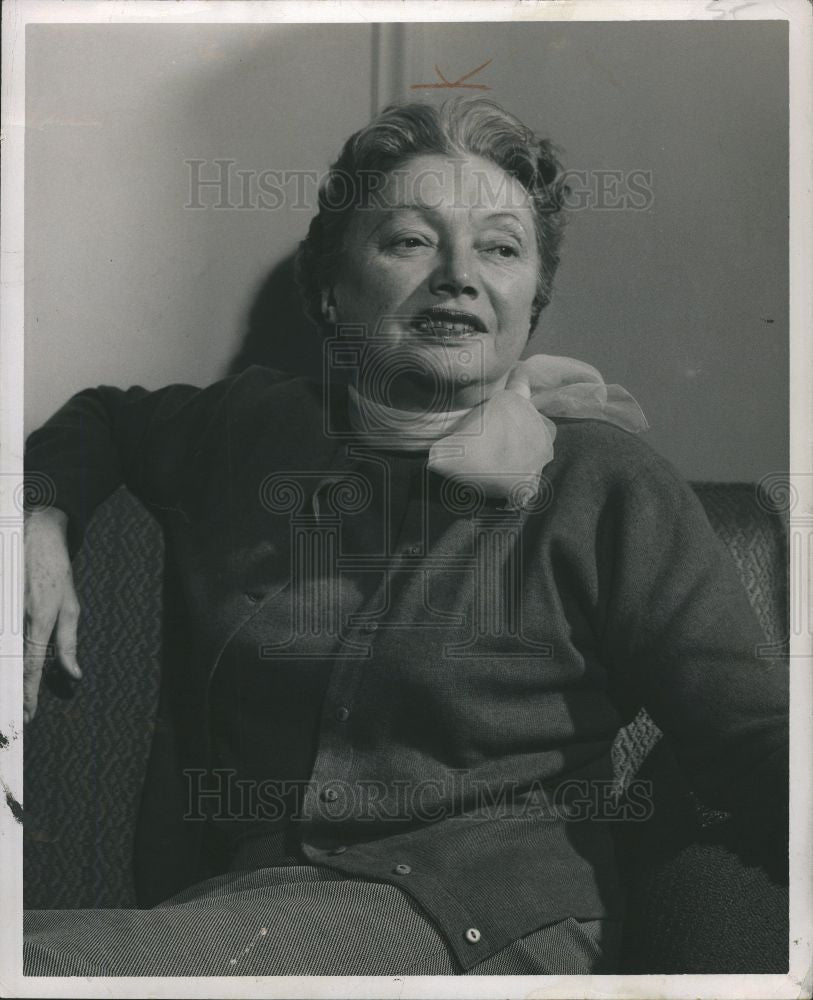 1954 Press Photo Katharine Cornell - Historic Images