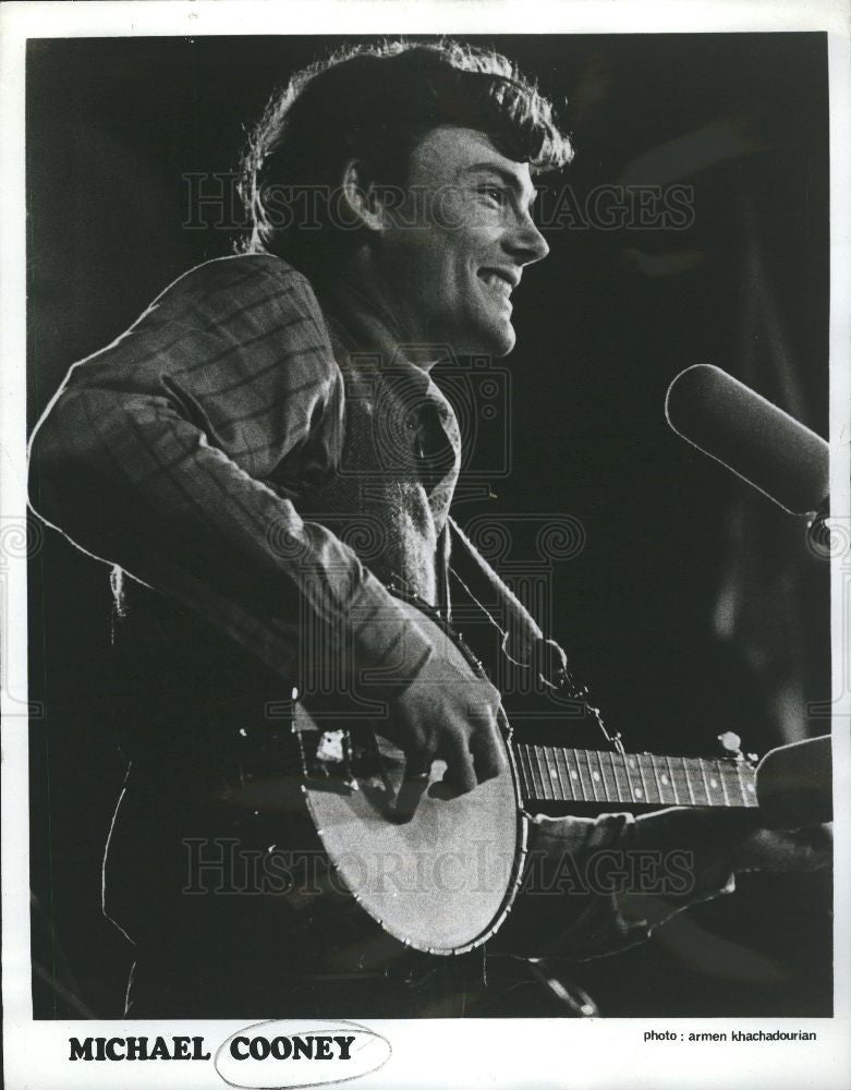 Press Photo Michael Cooney - Historic Images