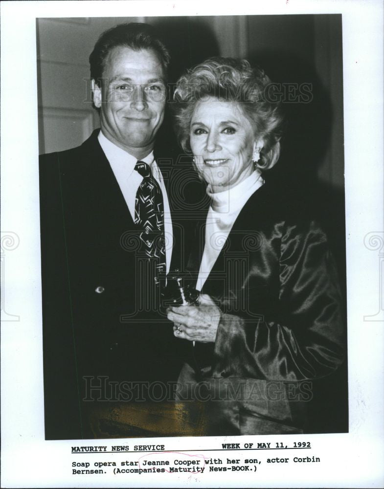 1992 Press Photo Jeane Cooper Soap Opera Star Acress - Historic Images