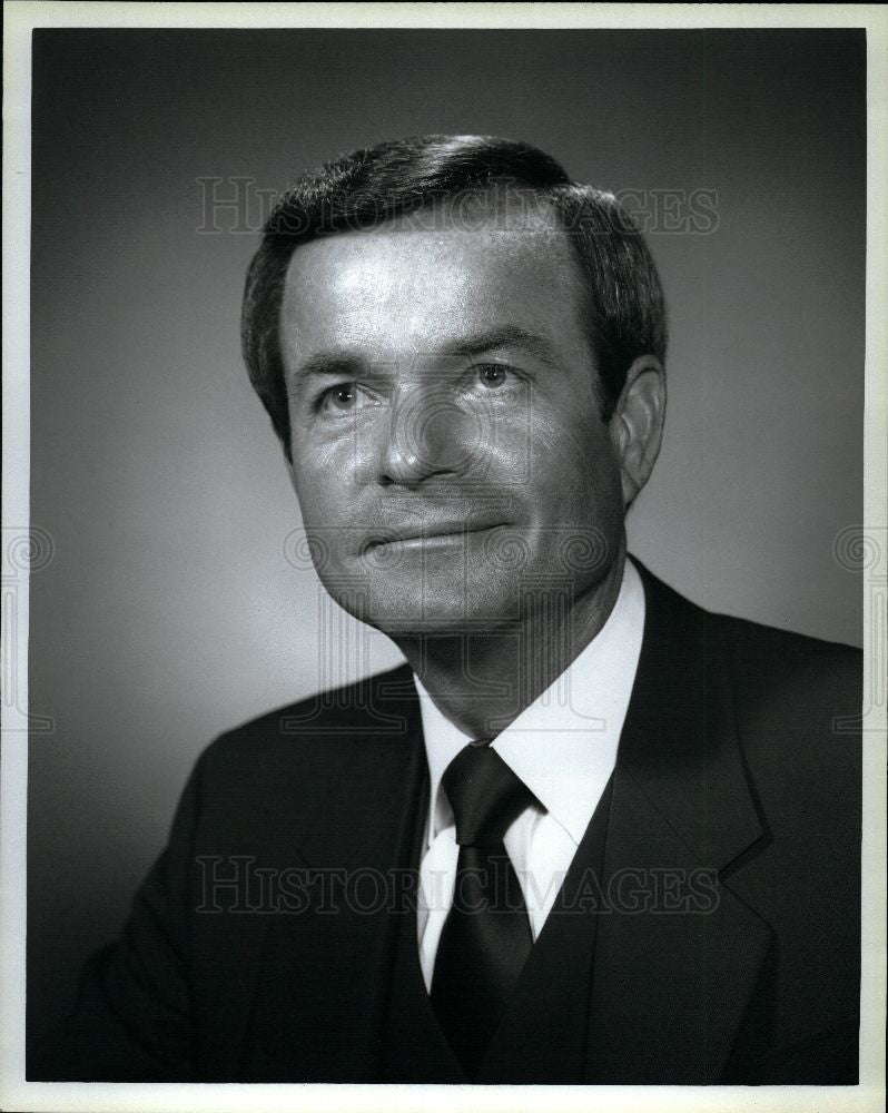 1990 Press Photo Harold E. Chappelear - Historic Images