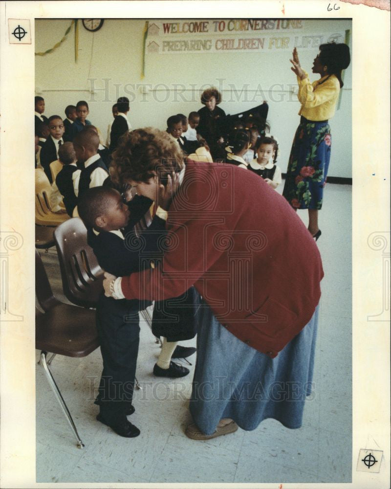 1991 Press Photo Linwood Majorie Kuras - Historic Images