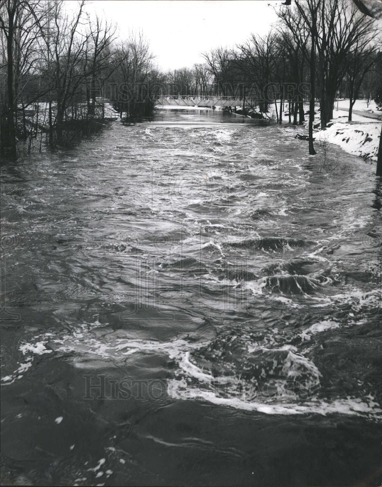 1962 Press Photo Red Cedar River Michigan - Historic Images