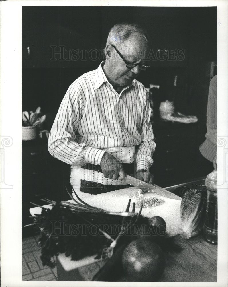 1988 Press Photo Craig Claiborne - Historic Images