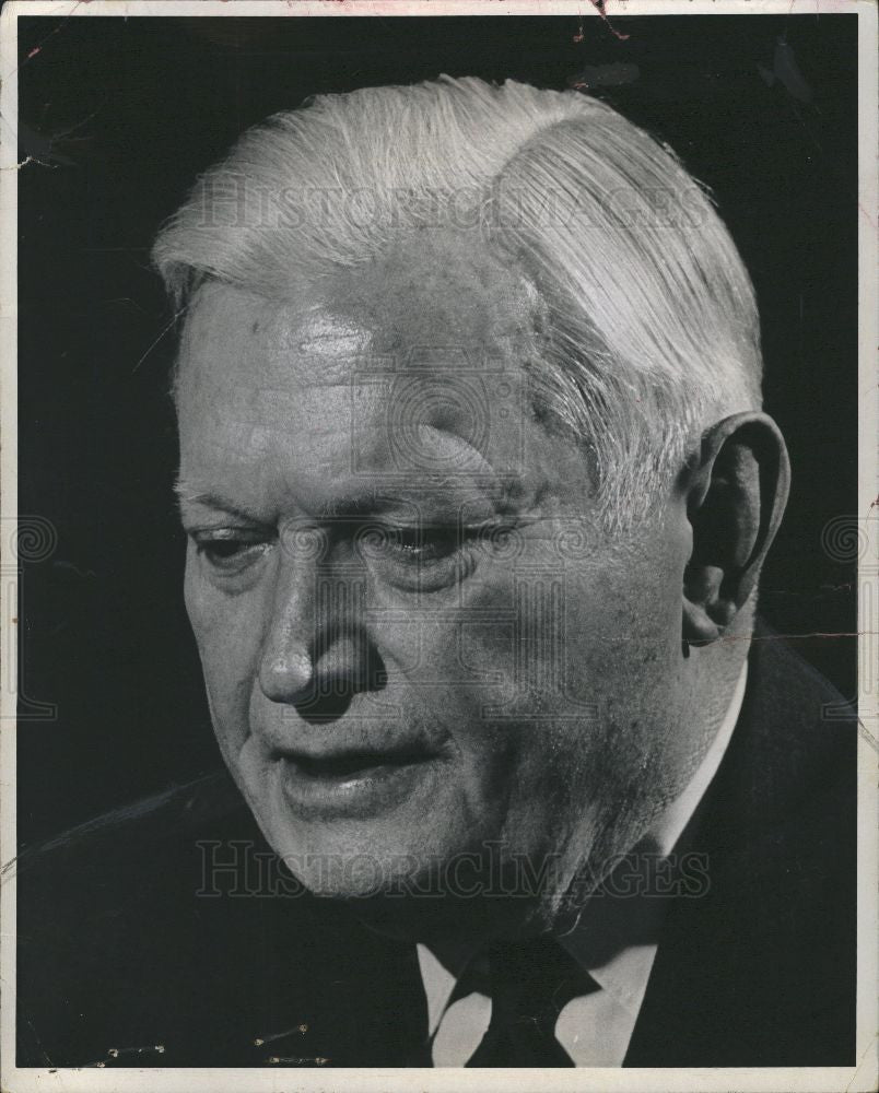 1975 Press Photo Walker Cisler Farewell Speech - Historic Images