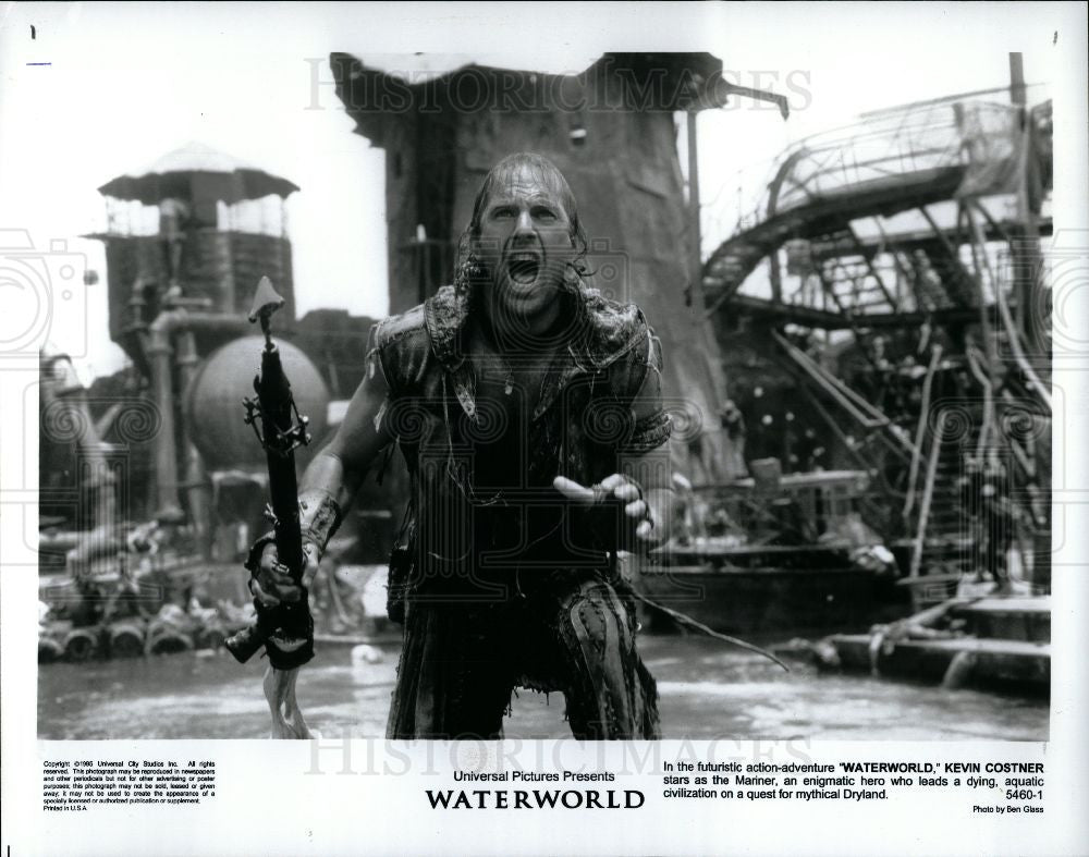 1995 Press Photo Kevin Costner Waterworld - Historic Images