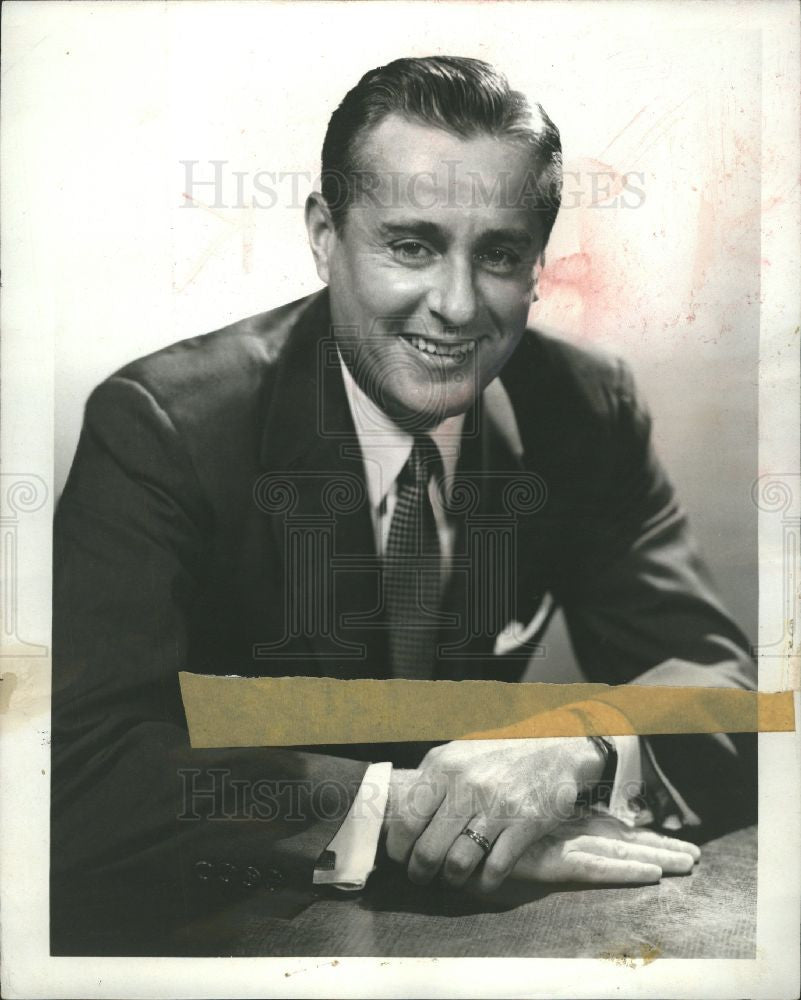 1969 Press Photo Sport TV Sportscater Curt Gowdy RedSox - Historic Images
